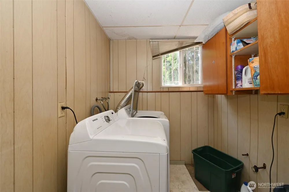 2907 SW 333rd St, Federal Way, WA 98023