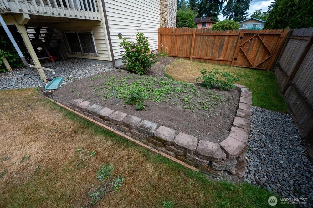 2907 SW 333rd St, Federal Way, WA 98023