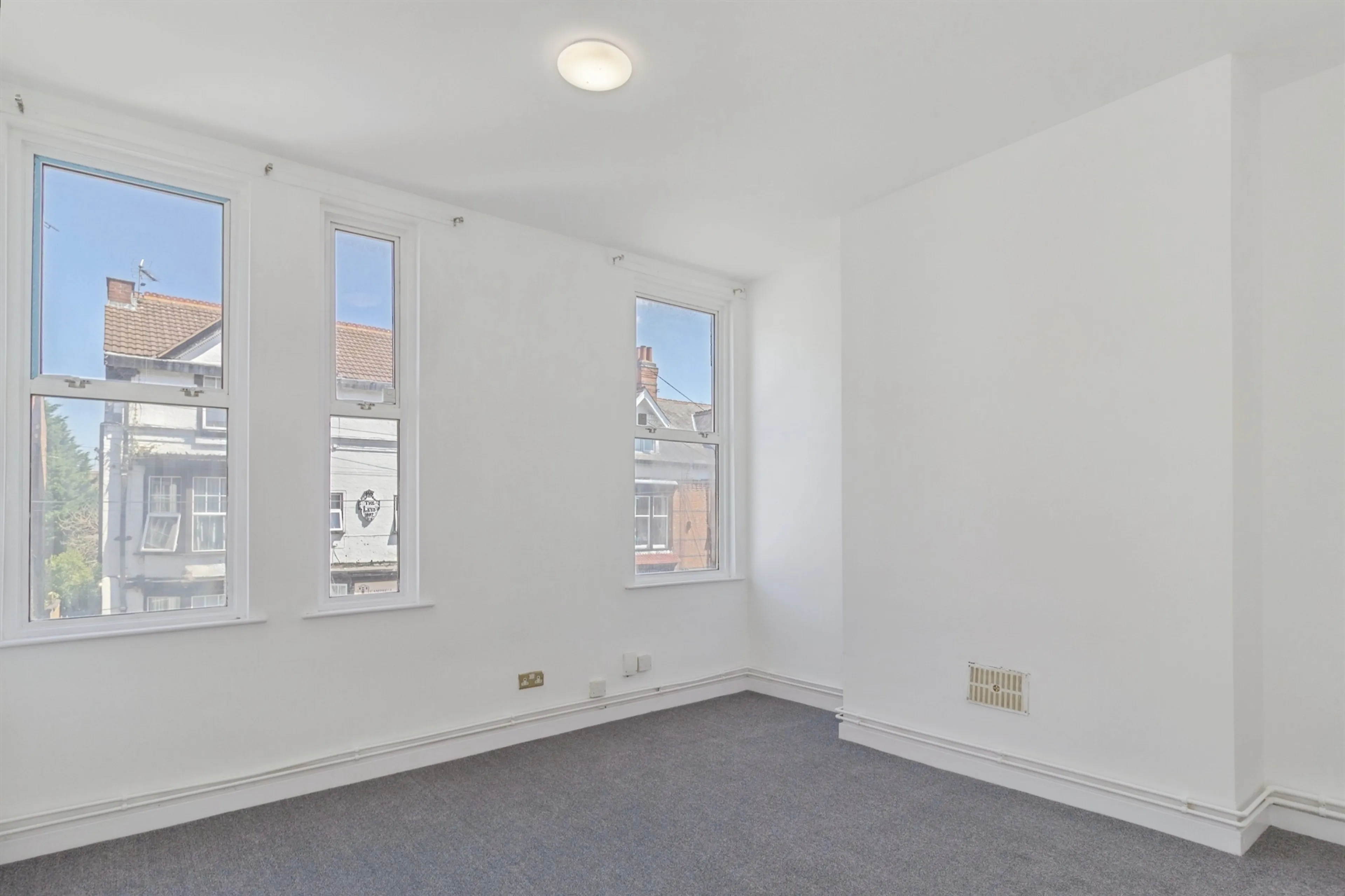 Property at Westleigh Road, Leicester
