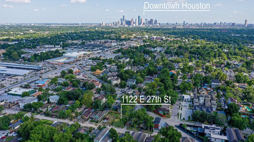 1110 E 27th St, Houston, TX 77009