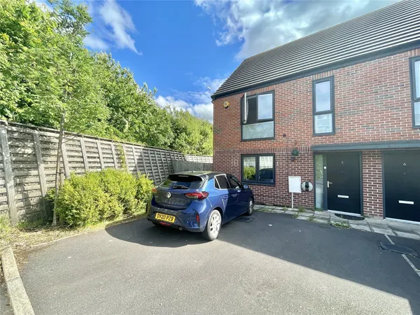 Wadham Close, Runcorn, Cheshire, WA7