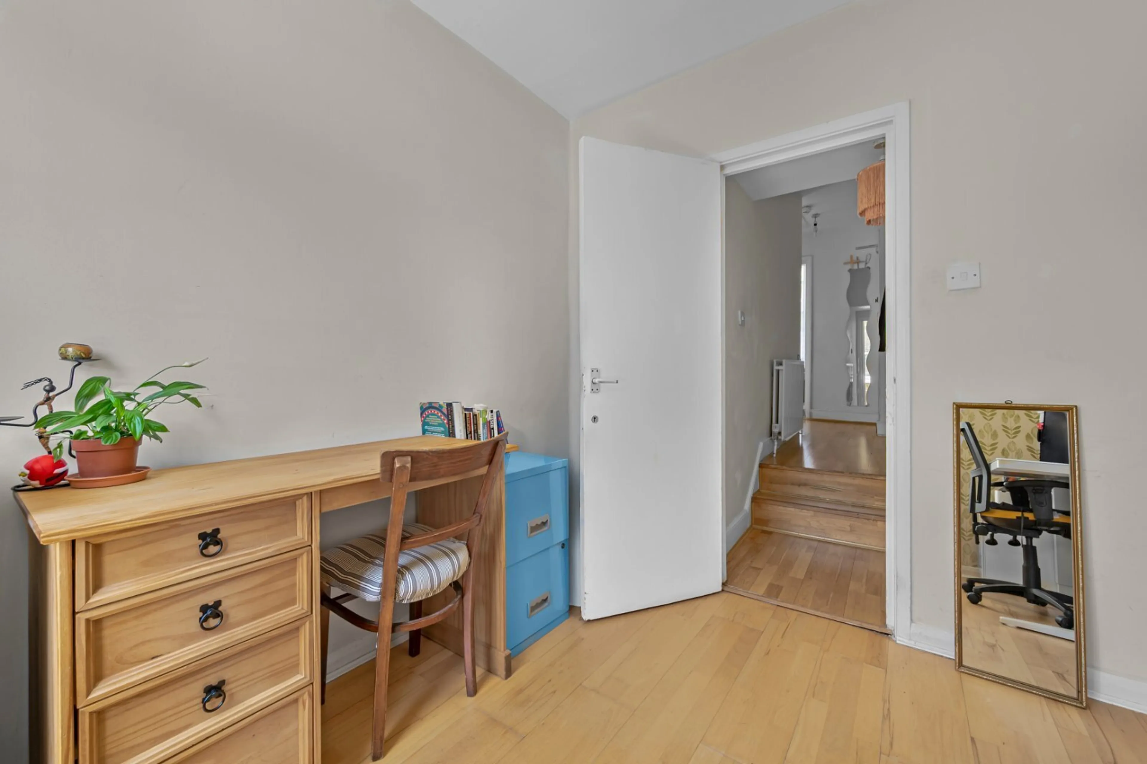 Photo 3