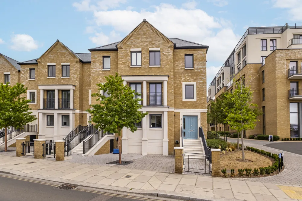 Broom Road, Teddington, TW11