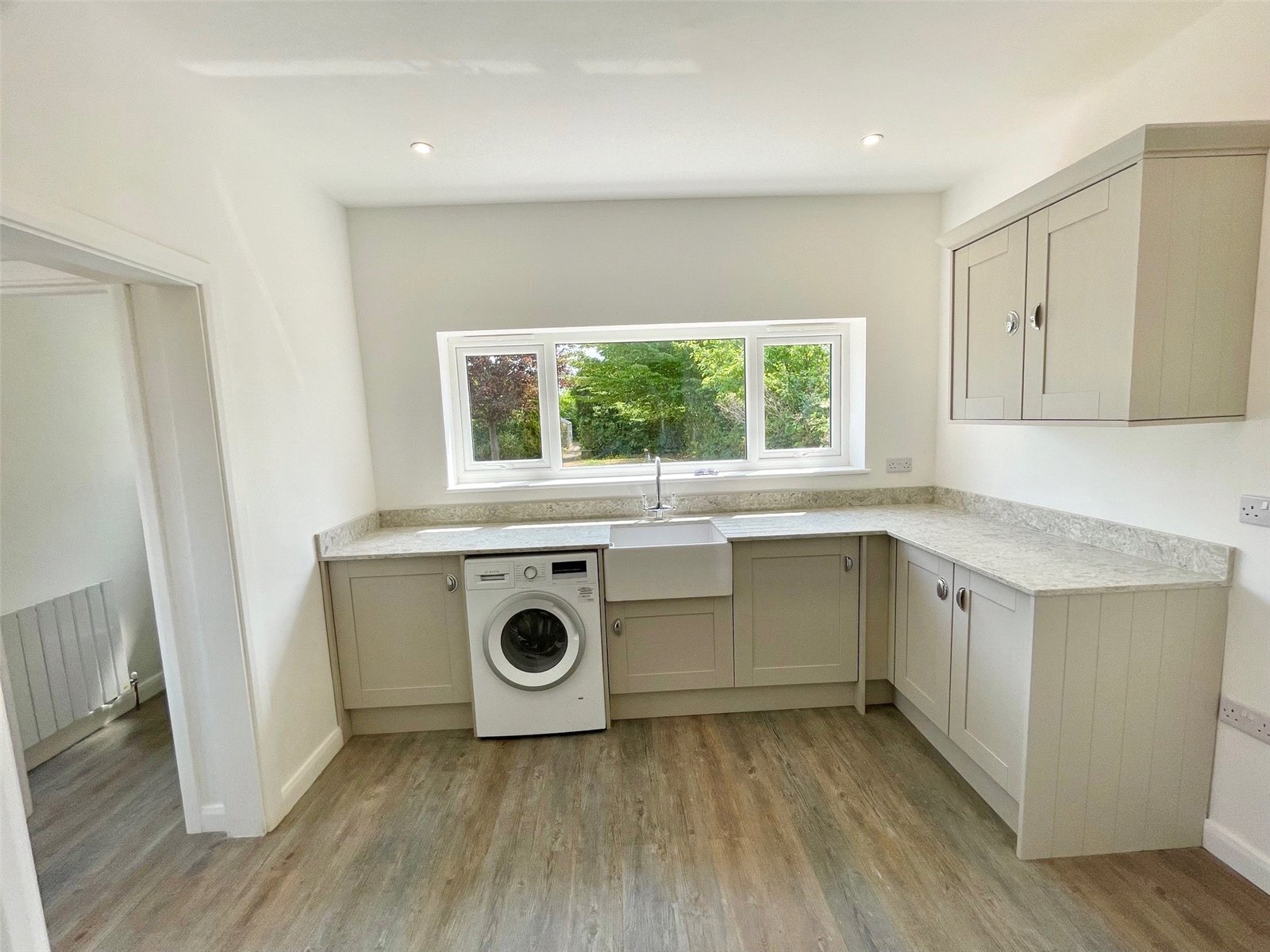 Thorndon Park Crescent, Leigh-on-Sea, Essex, SS9 Image 12