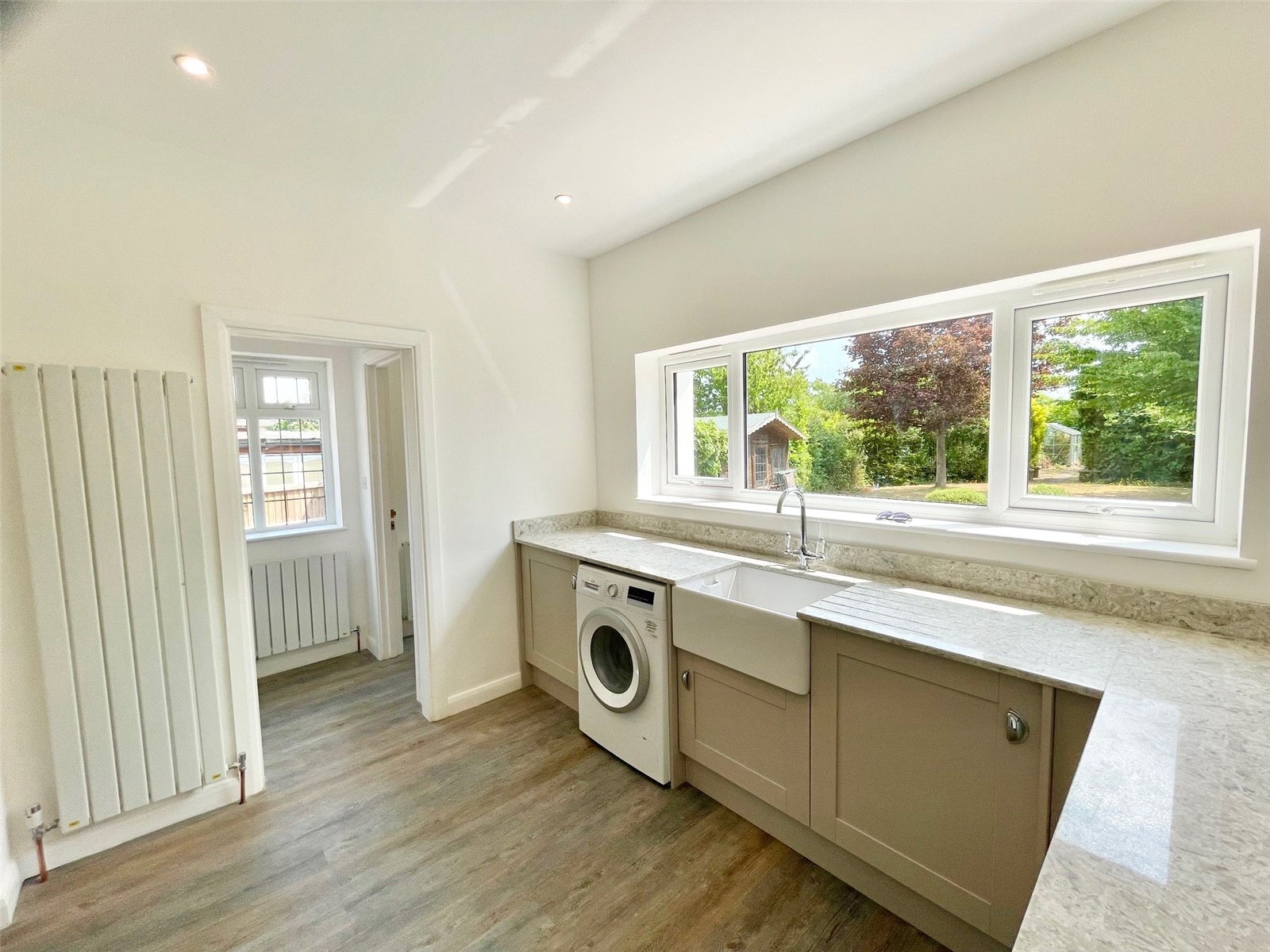 Thorndon Park Crescent, Leigh-on-Sea, Essex, SS9 Image 13