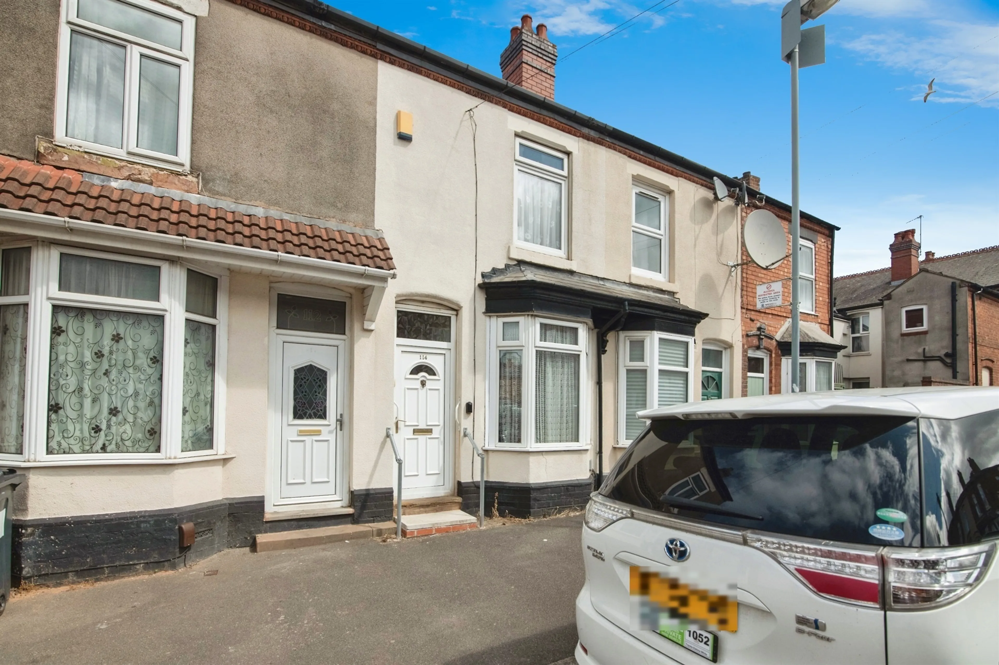 Property photo 0