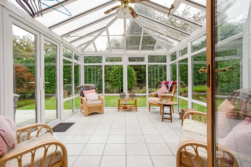 Steepways, Hindhead, GU26 photo 12