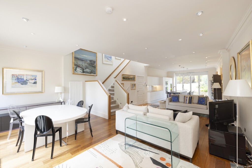 22a Corstorphine Road, Murrayfield, Edinburgh, EH12 6HP Image 2