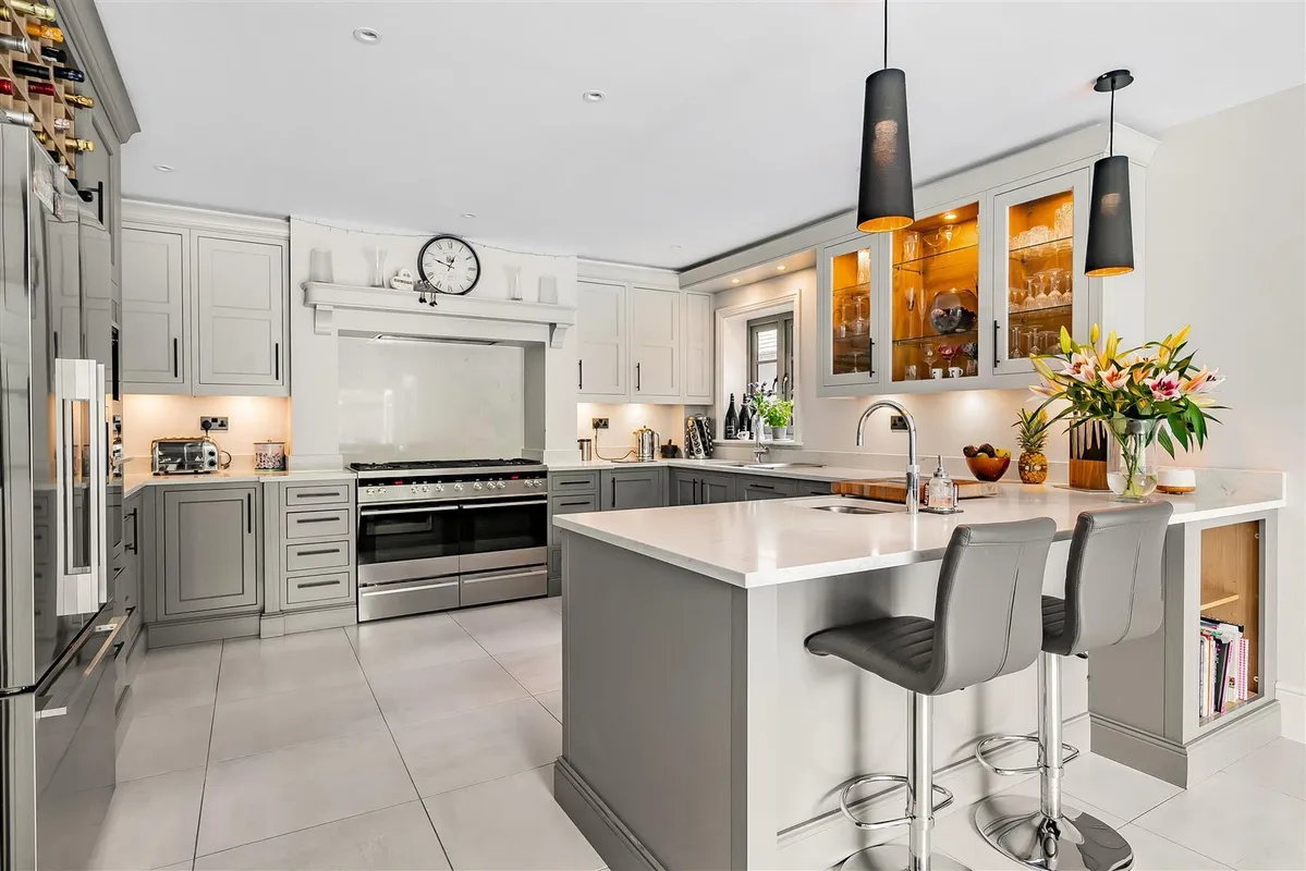 Ashlyns Grove, Berkhamsted