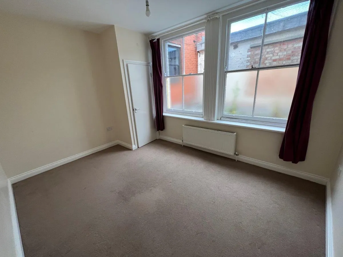 FLAT 2, WILTON PLACE, MELTON MOWBRAY