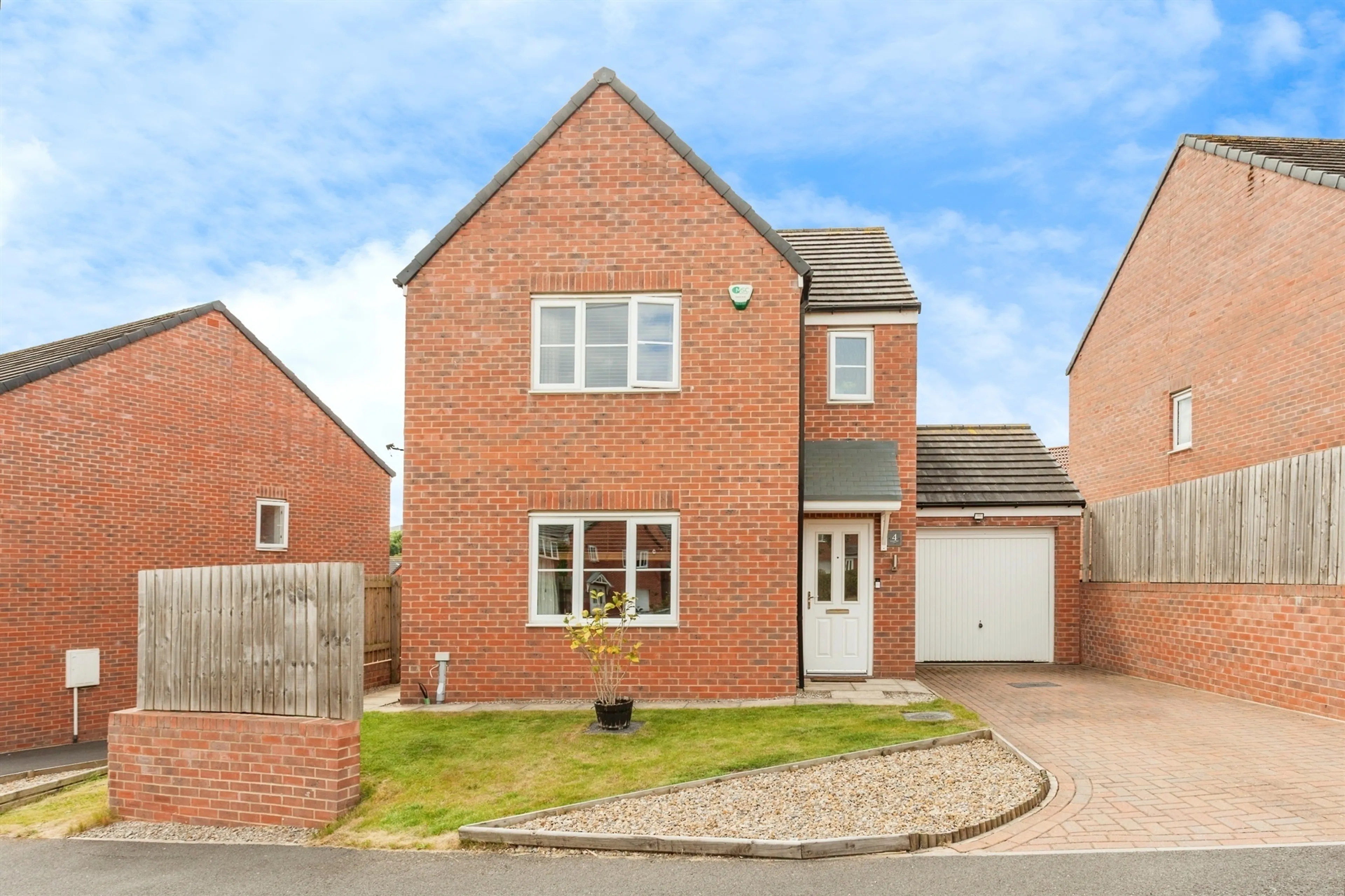 Property at Sutton View, WAKEFIELD