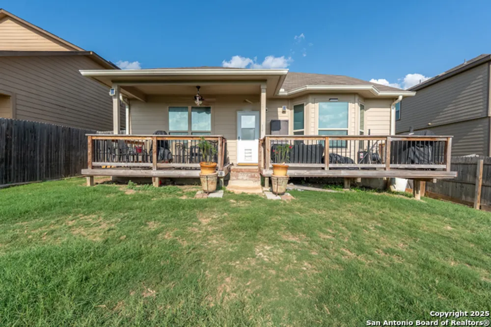 6215 Campfire Cove, Converse, TX 78109