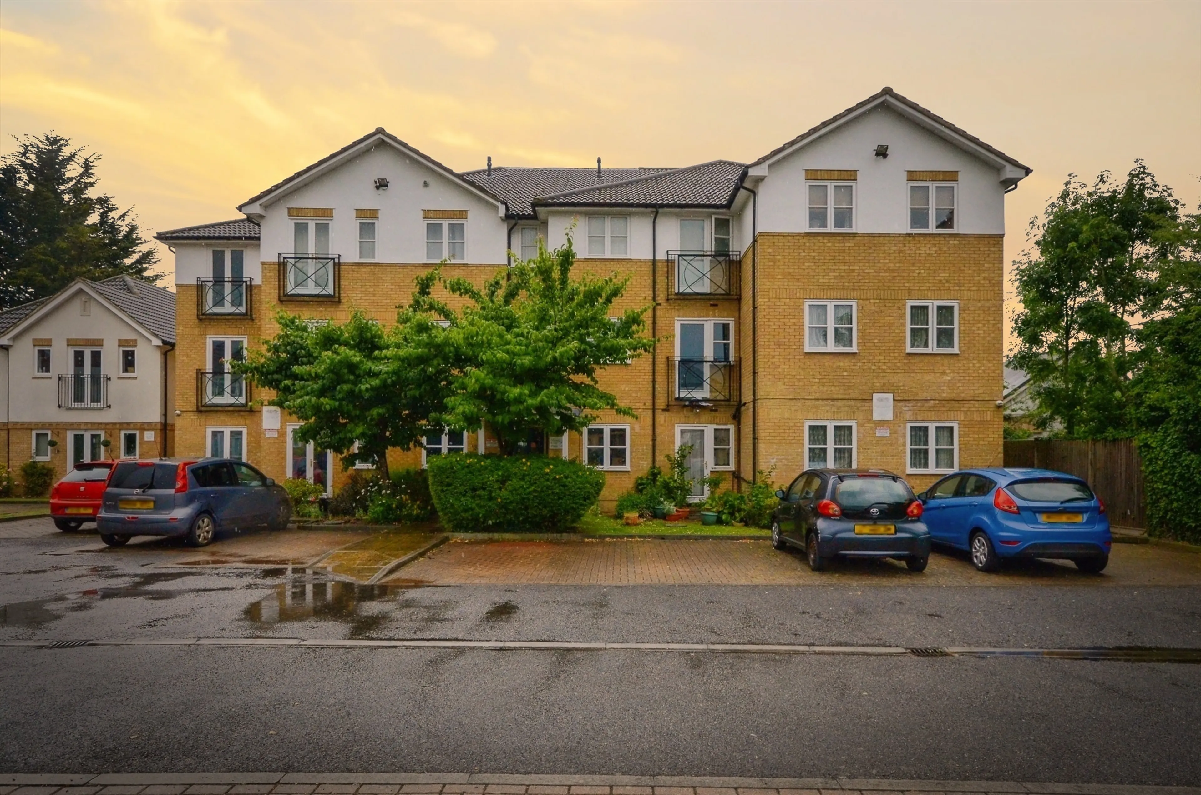 Property photo 0