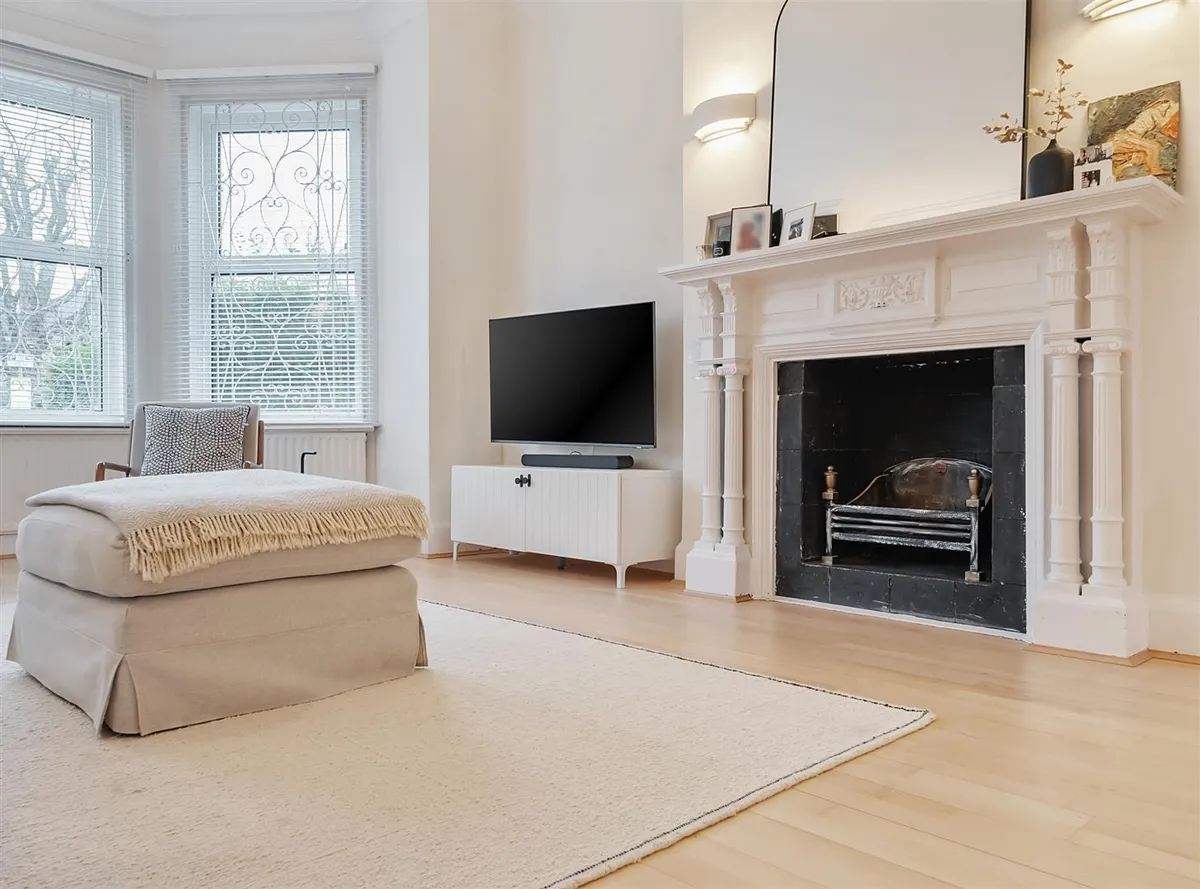 Dartmouth Road, London, NW2