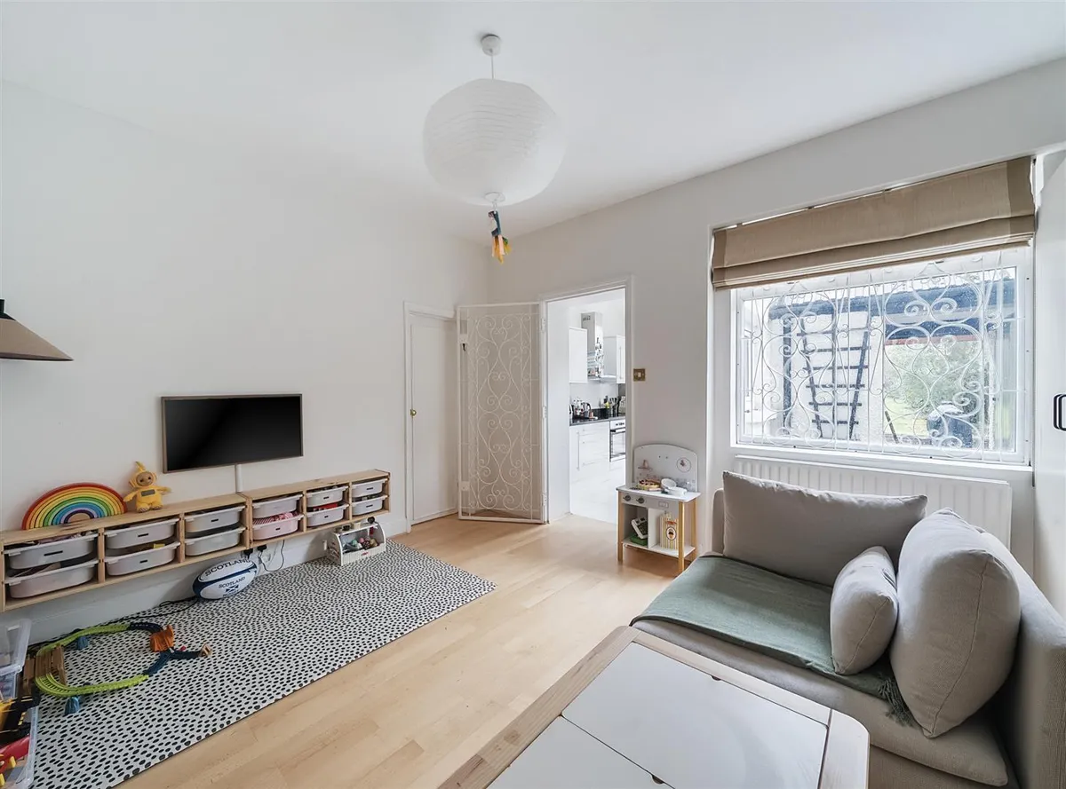 Dartmouth Road, London, NW2