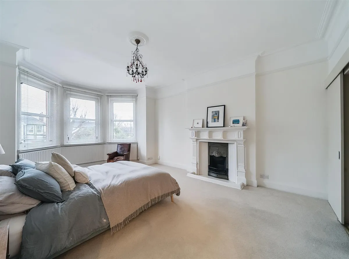 Dartmouth Road, London, NW2