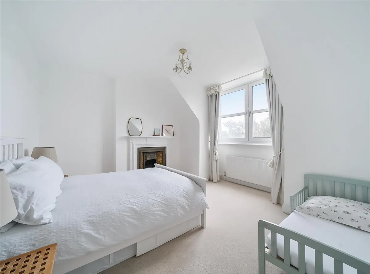 Dartmouth Road, London, NW2