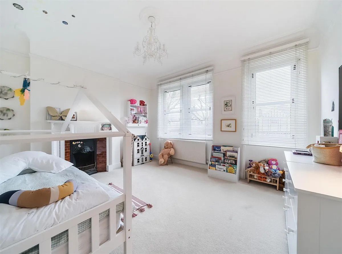 Dartmouth Road, London, NW2