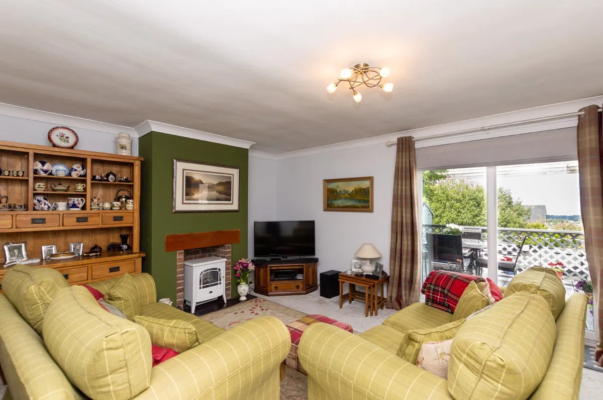 Tan Yr Allt, Rhostryfan, Gwynedd, LL54
