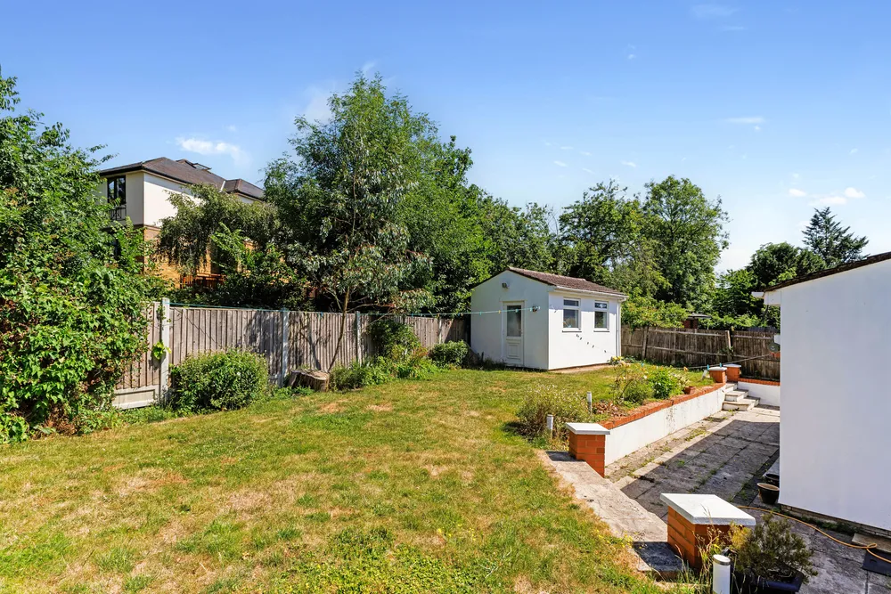Whitegate Gardens, Harrow, HA3