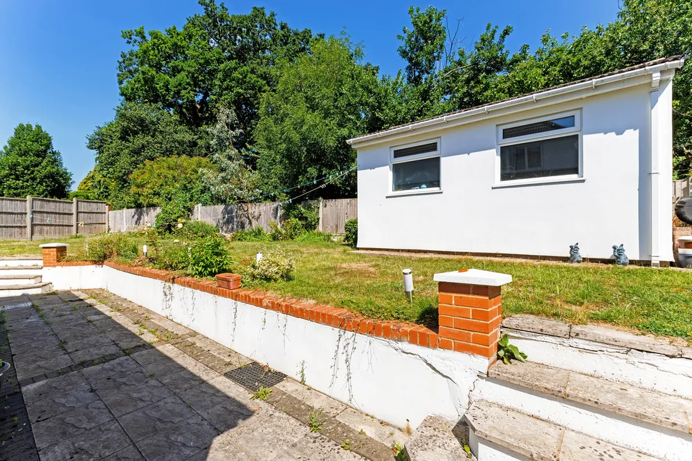 Whitegate Gardens, Harrow, HA3