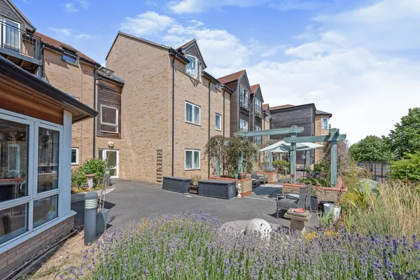 Airfield Road, Bury St. Edmunds, IP32