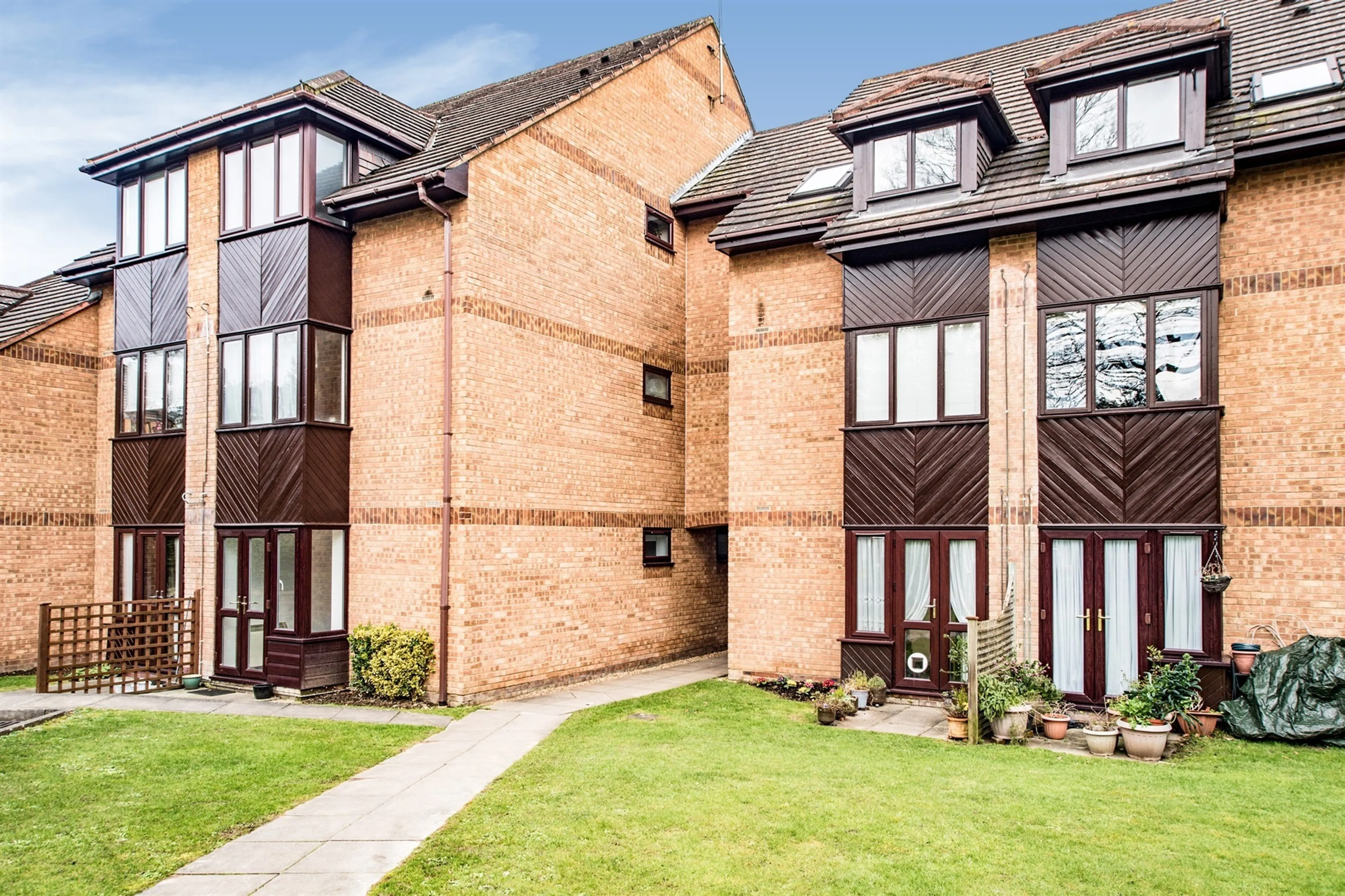Property photo 0