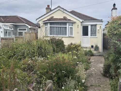 Dovedale Gardens, Holland-On-Sea, Clacton-On-Seaphoto