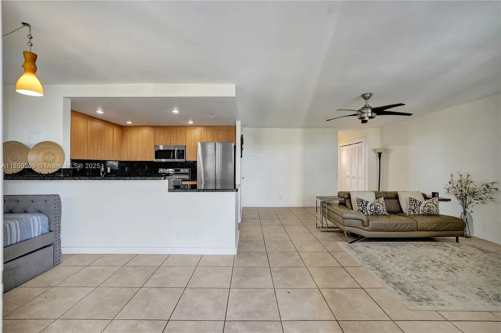 1811 Jefferson St, Hollywood, FL 33020