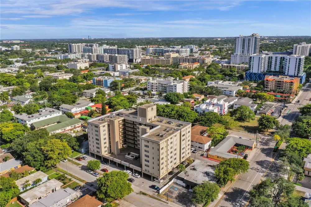 1811 Jefferson St, Hollywood, FL 33020