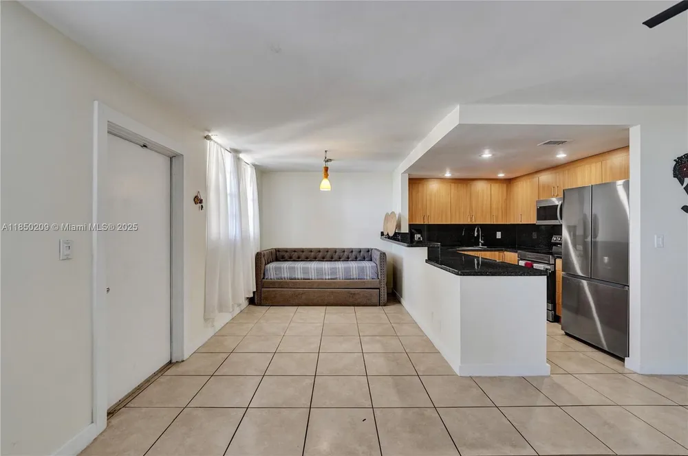 1811 Jefferson St, Hollywood, FL 33020