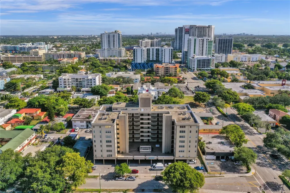 1811 Jefferson St, Hollywood, FL 33020