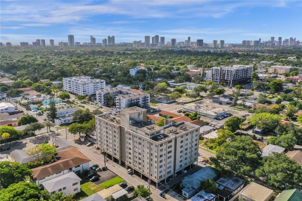1811 Jefferson St, Hollywood, FL 33020