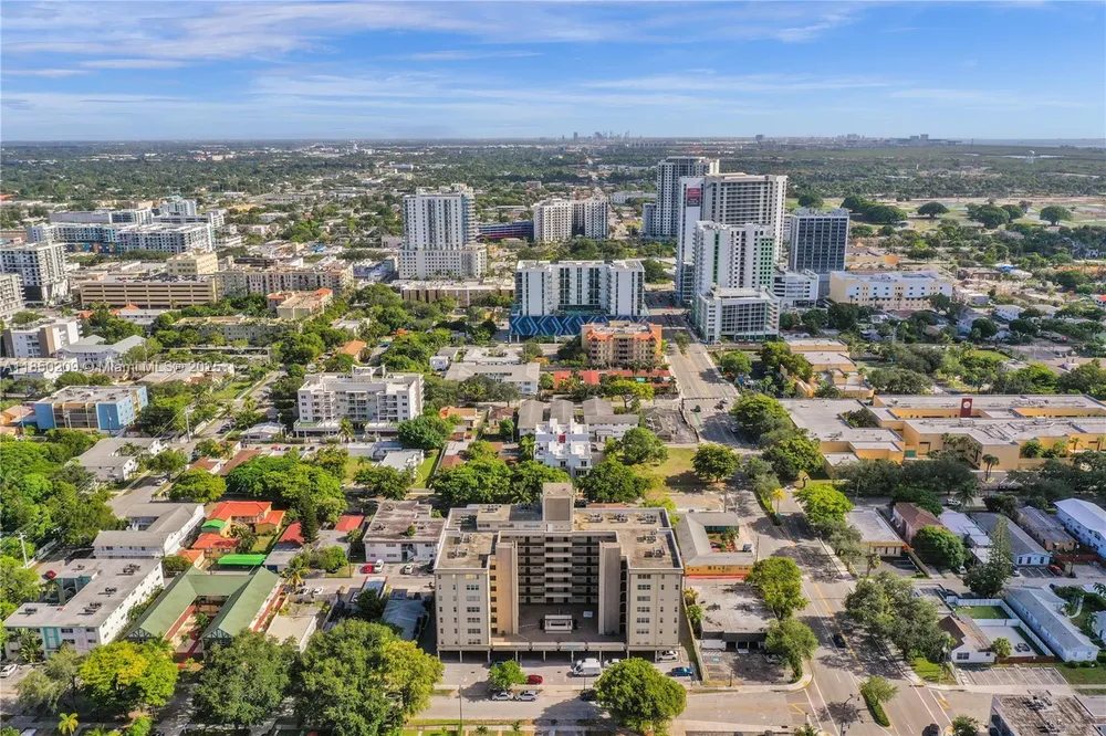 1811 Jefferson St, Hollywood, FL 33020