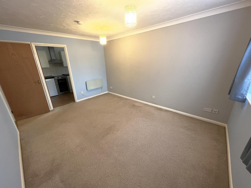 Bowls Court, Coventry, Cv5 8pg Image 4