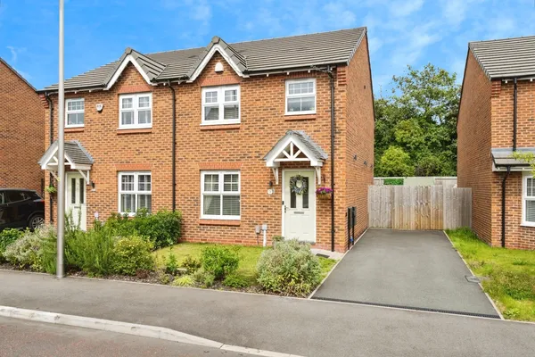 Granary Square, Aspull, Wigan, Greate...
