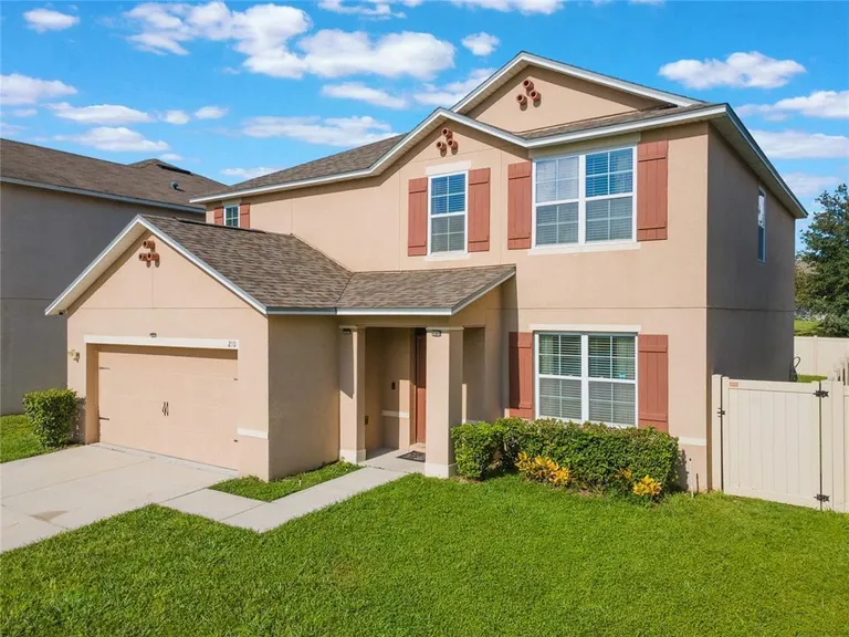 210 Lazy Willow Dr, Davenport, FL 33897