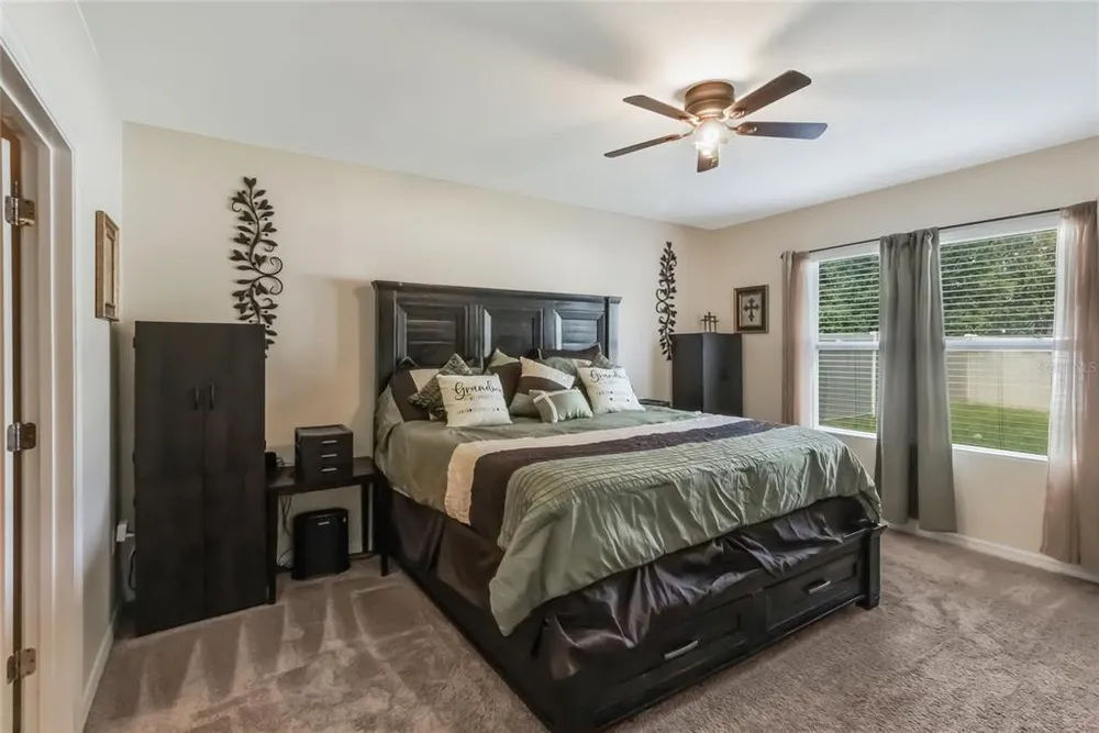 210 Lazy Willow Dr, Davenport, FL 33897