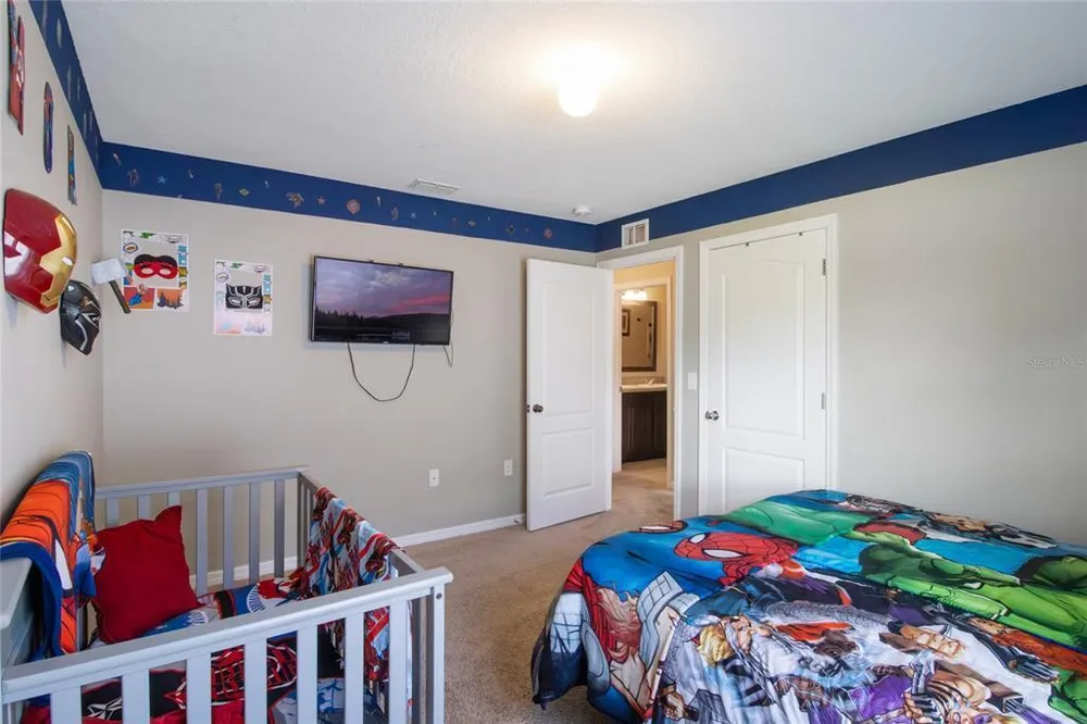 210 Lazy Willow Dr, Davenport, FL 33897