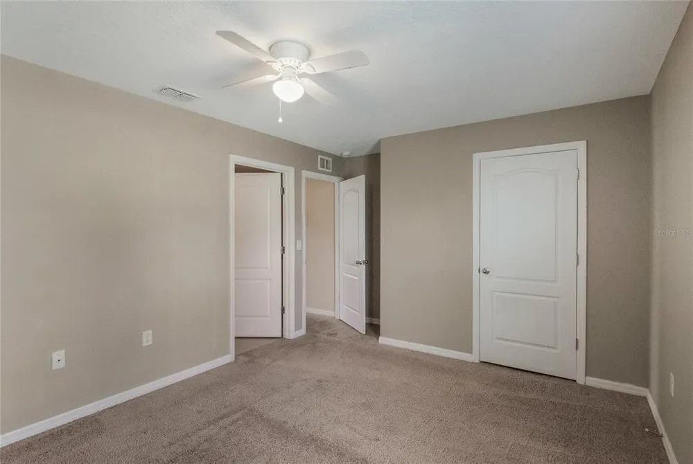 210 Lazy Willow Dr, Davenport, FL 33897