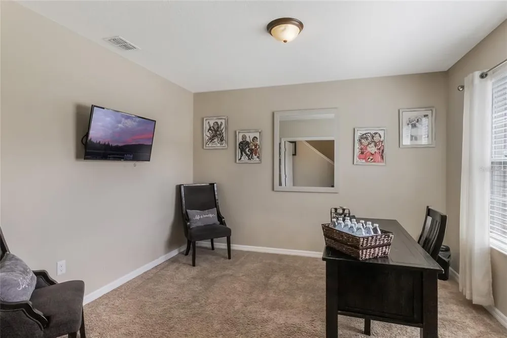 210 Lazy Willow Dr, Davenport, FL 33897