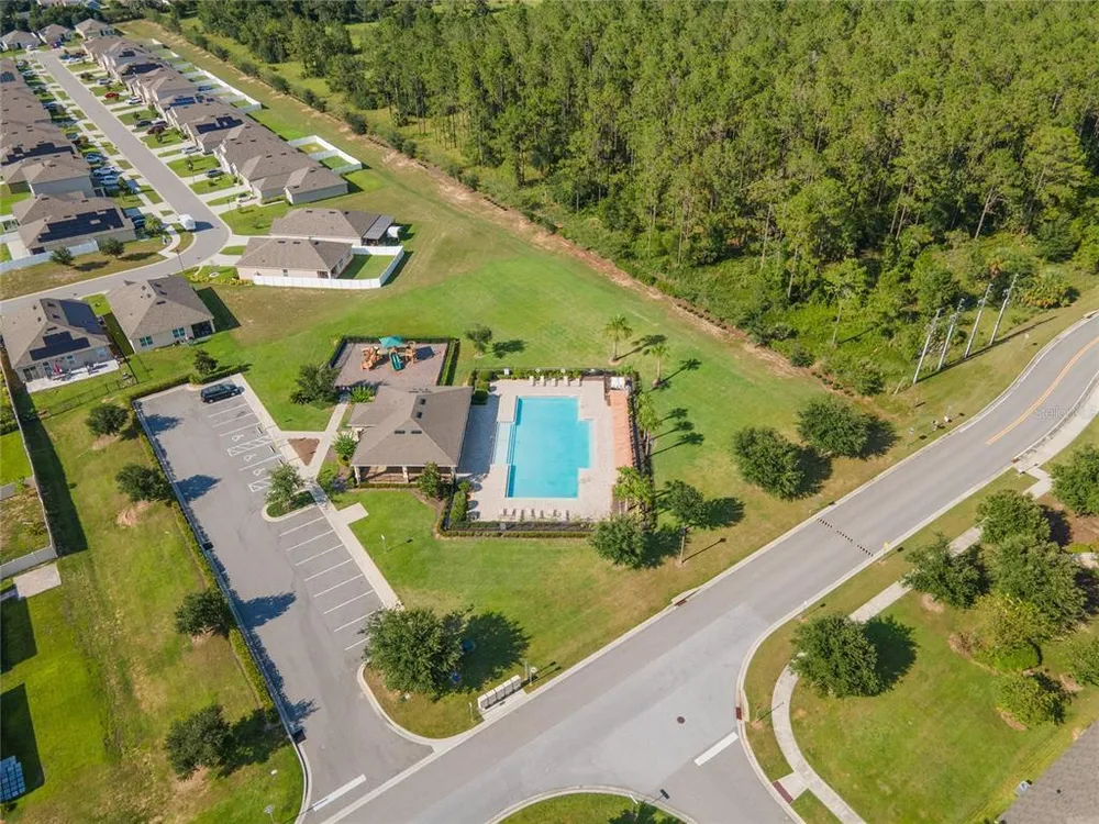 210 Lazy Willow Dr, Davenport, FL 33897