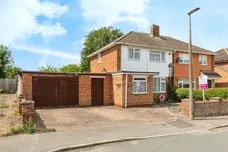 Hawthorn Way, Royston