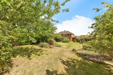 Hawthorn Way, Royston