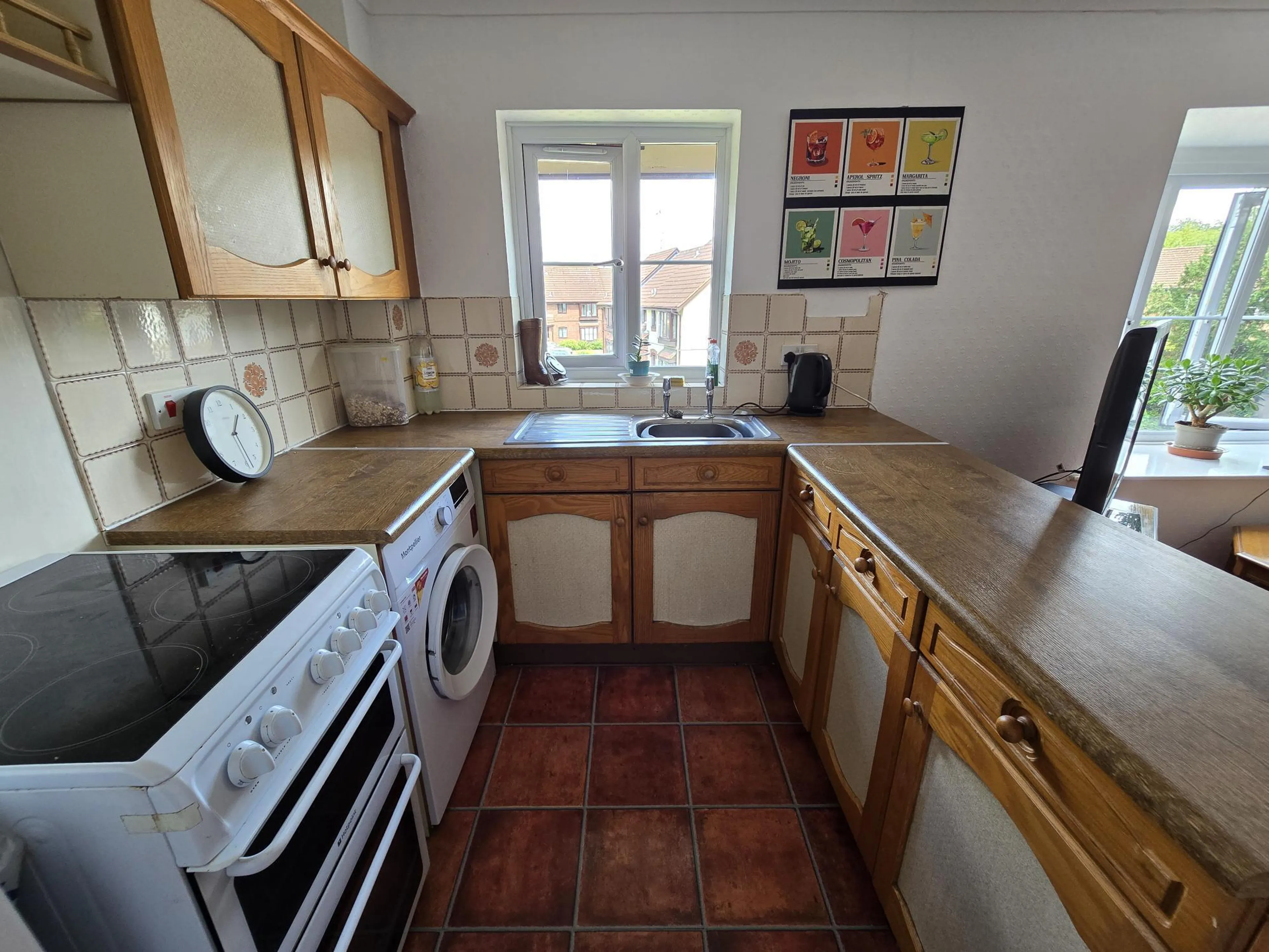 Property at High Road, Broxbourne