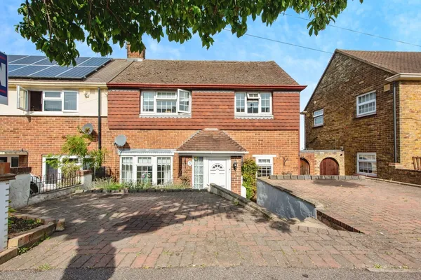 St. Hildas Way, GRAVESEND, Kent, DA12