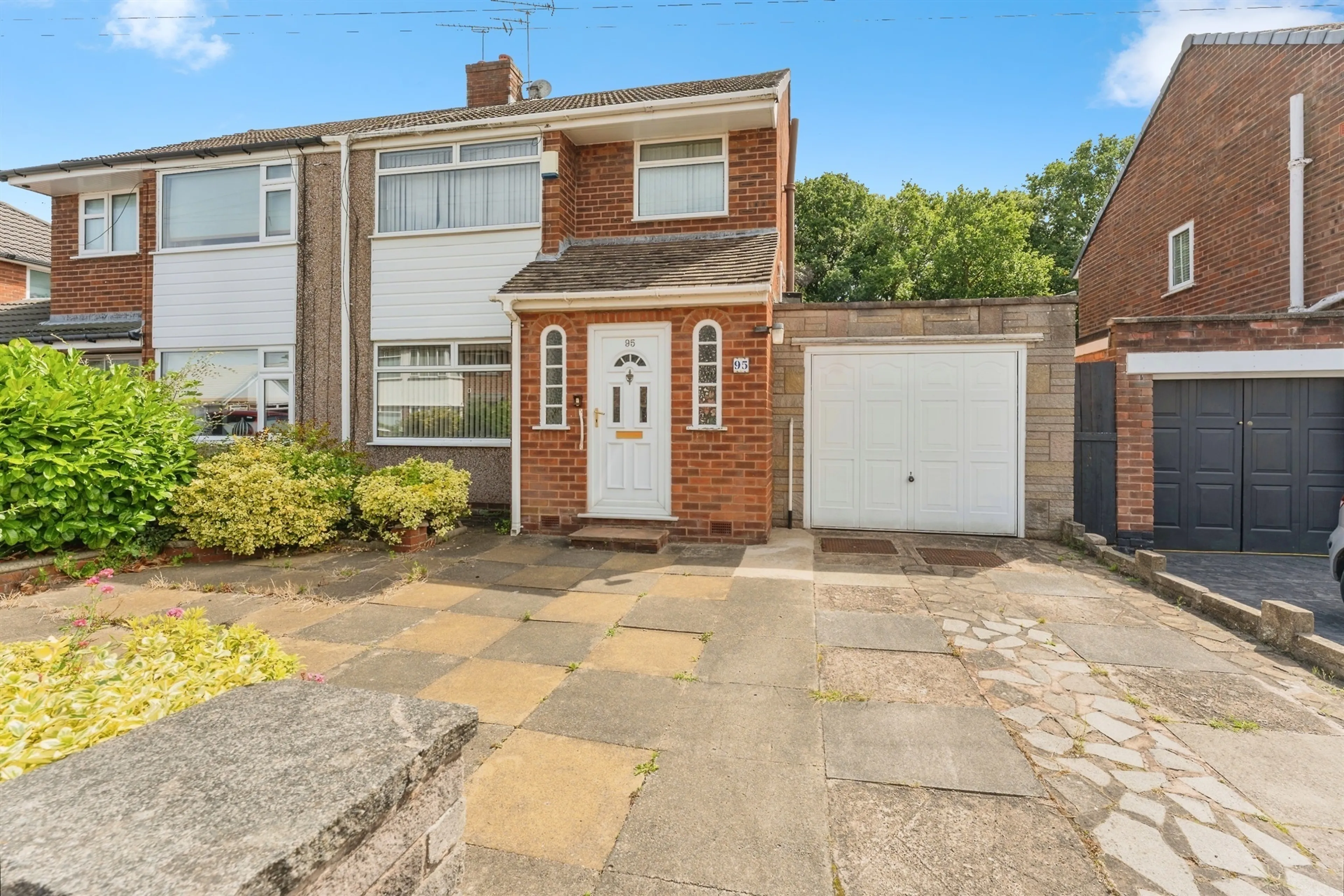 Property at Birkett Avenue, Ellesmere Port