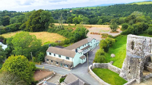 Llawhaden, Narberth, Pembrokeshire, SA67