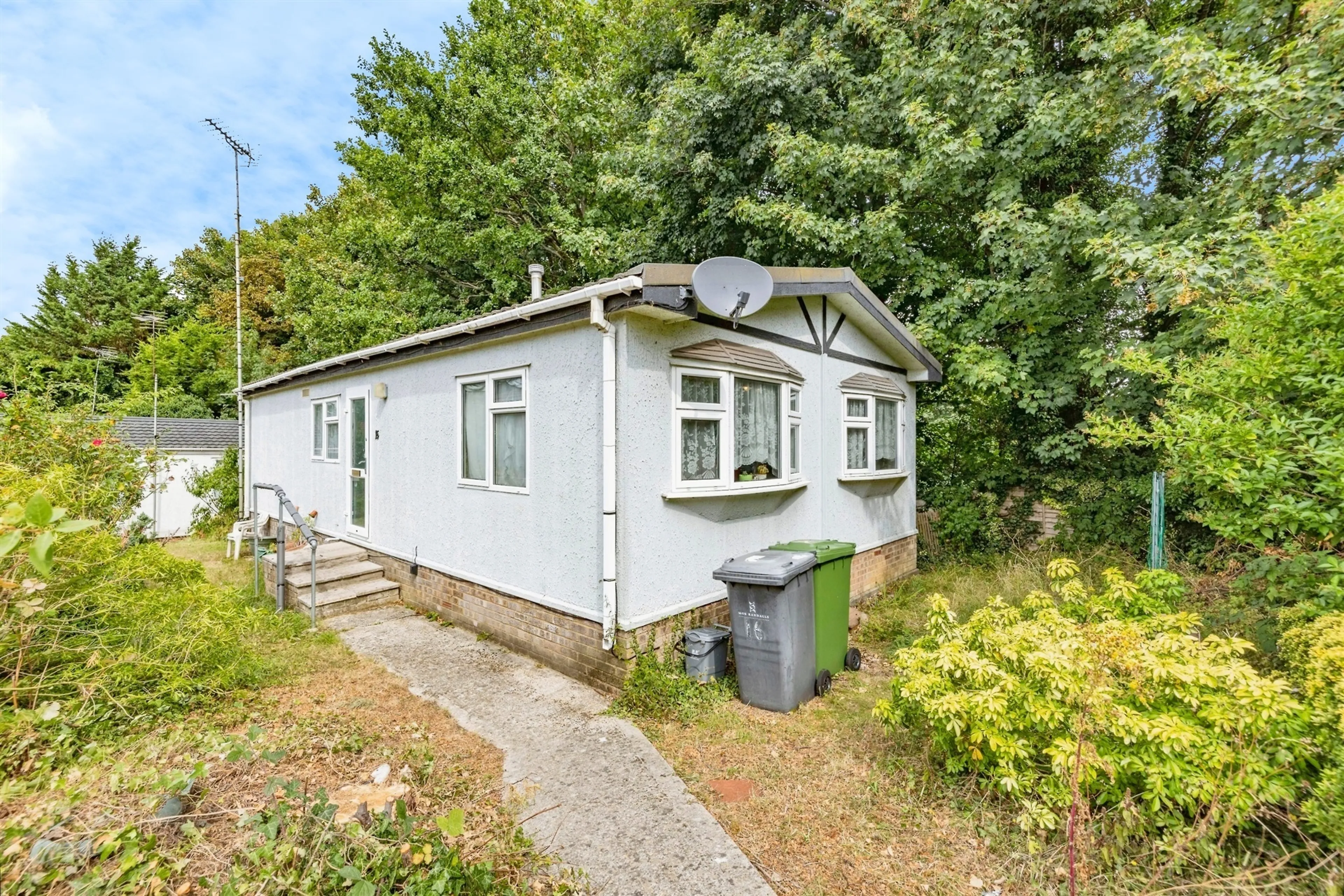 Property photo 0