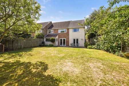 Westward Close, Bosham, PO18